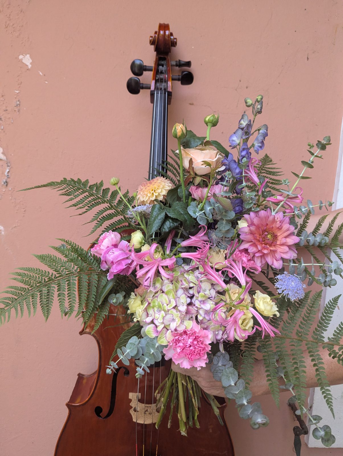 Bouquet pastel de fleurs fraîches de saison - La Lunaire fleuriste Boucau
